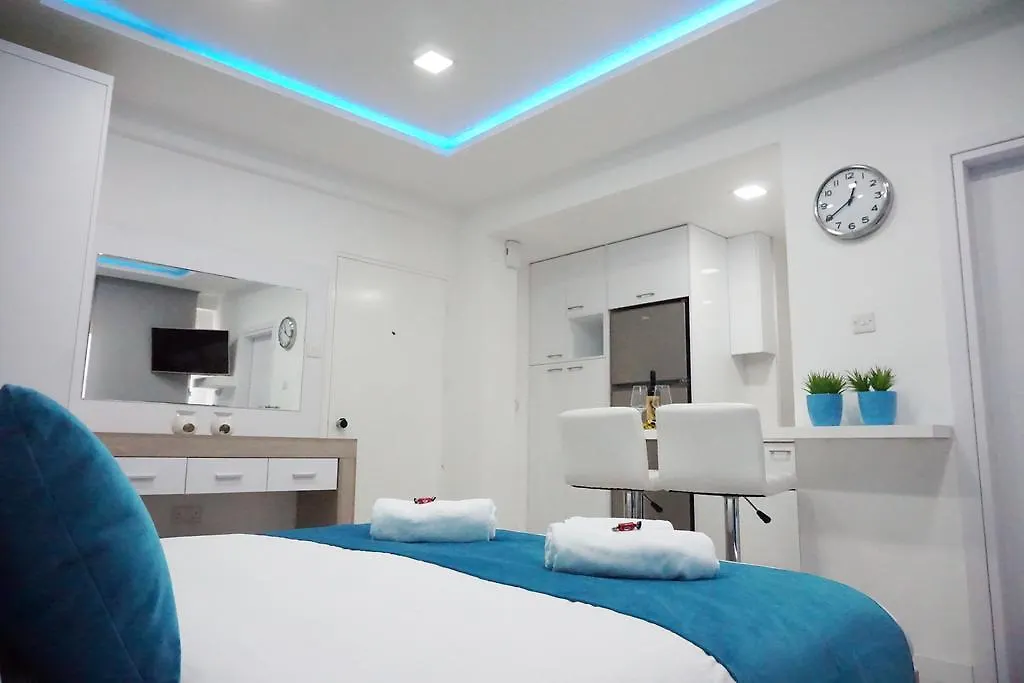 Lazuli Beach Apartment 209 Larnaca 0*,